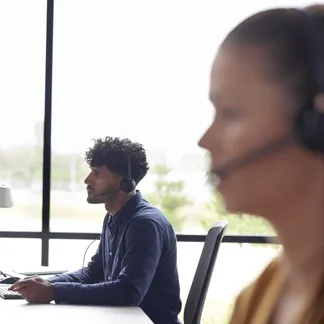 HP Poly EncorePro 320 USB-A Stereo-Headset TAA HP Poly EncorePro 320 USB-A Stereo-Headset TAA