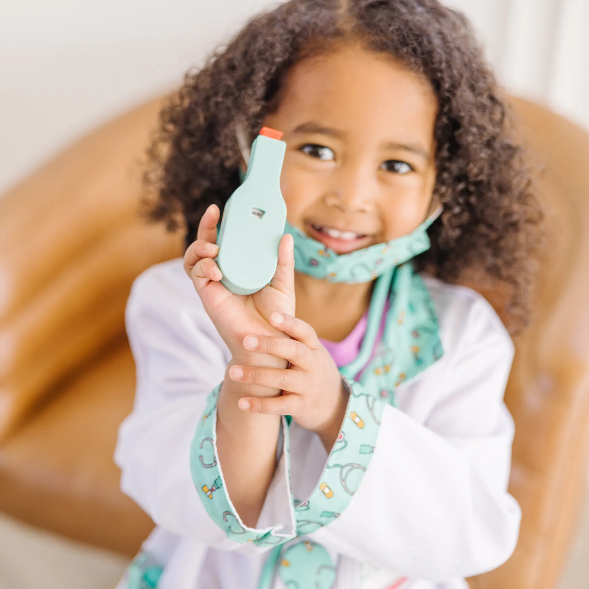 Melissa & Doug Arzt Kostüm – Bild 5