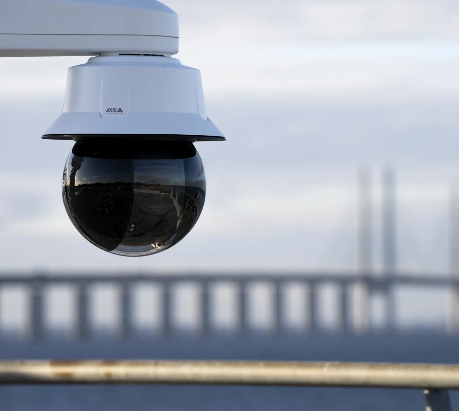 AXIS Netzwerkkamera PTZ Dome Q6325-LE – Bild 2